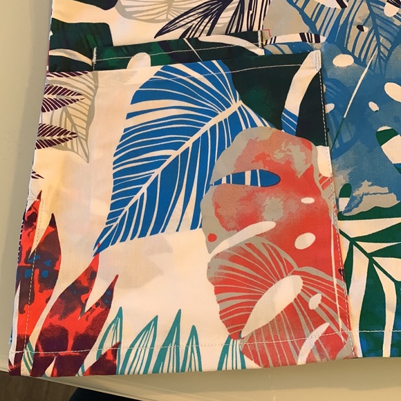 Six UAScrubs tops - size L - Picture 2 of 8